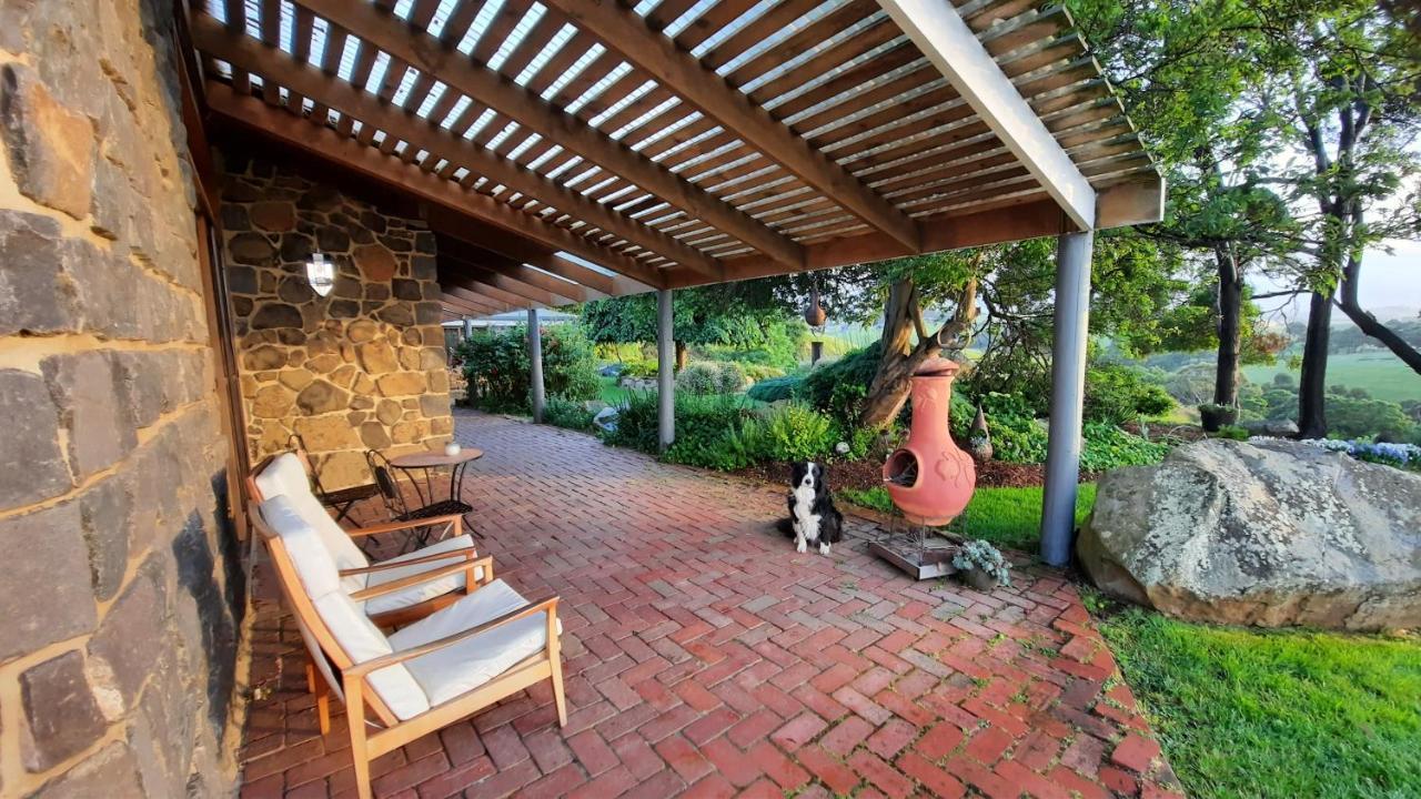 Rockbank Retreat Acomodação com café da manhã Ryanston Exterior foto